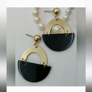 Black & Gold Half Circled Earrings